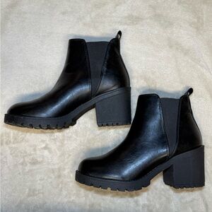 Soda Black Chunky Heel Ankle Boots